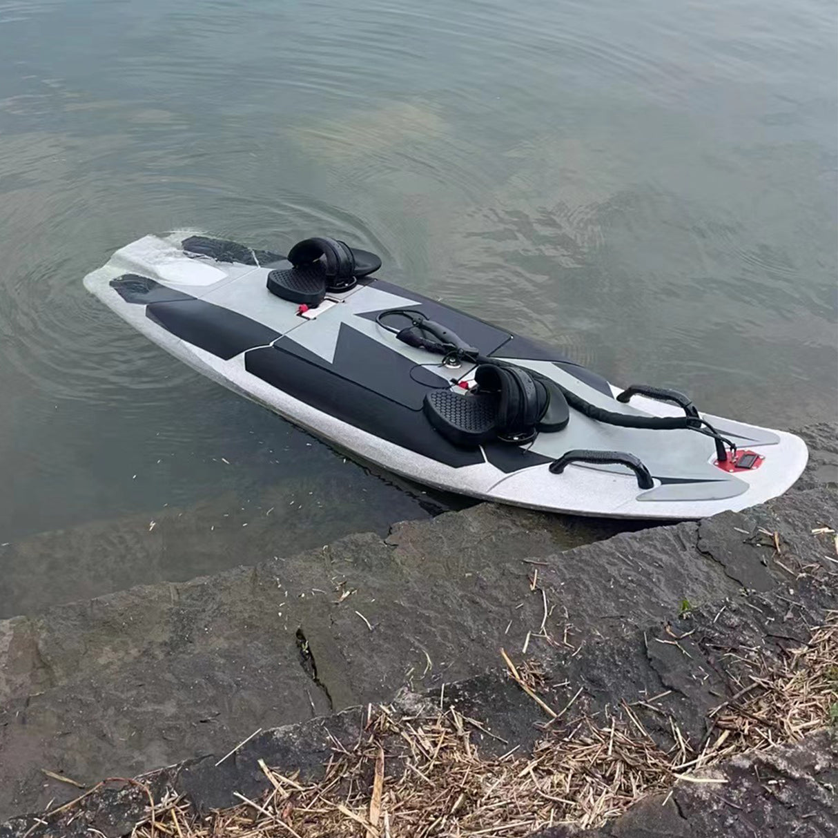 LYDARZ Electric Surfboard ESB with High Power, Long Battery, and Water Cooling - LYDARZ