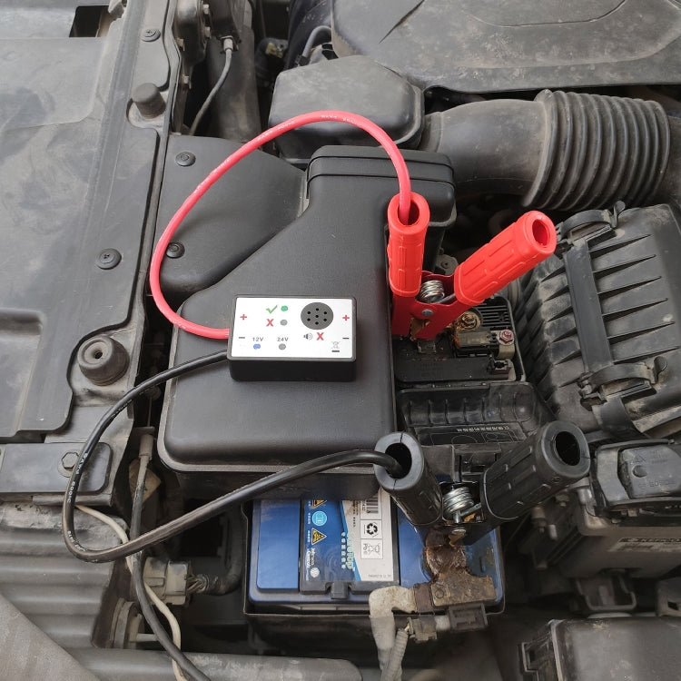 Protector antidescargas para coche ZK-052 de 12 V/24 V: previene daños en el sistema eléctrico.