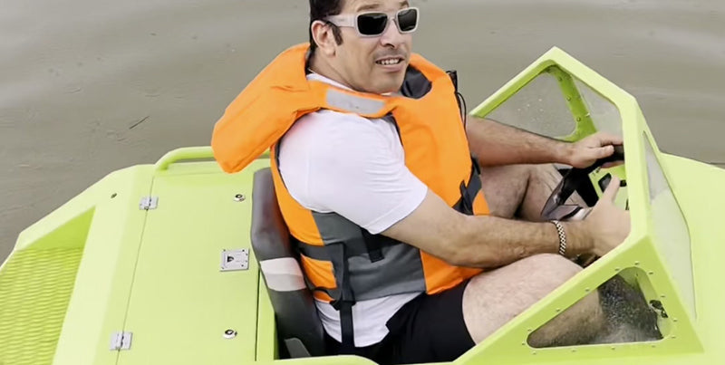 Mini Jet Boat vs. Jet Ski: Which One is Right for You?
