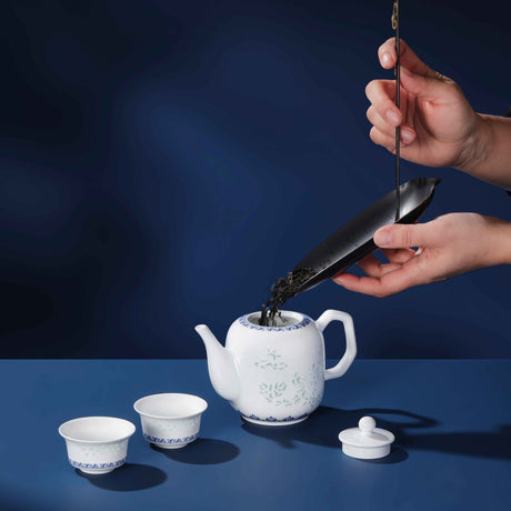 Red Phoenix Facing the Rising Sun Tea Set