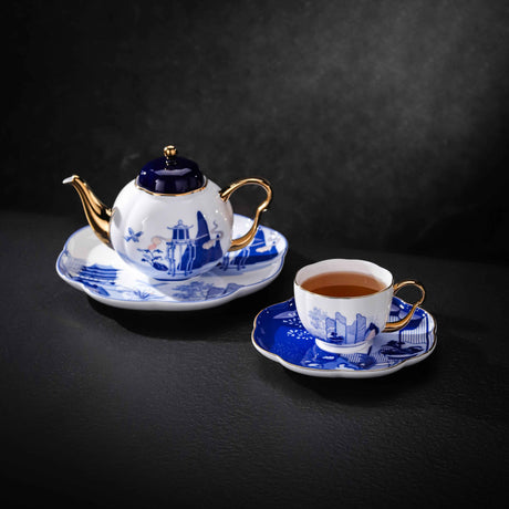 China Jingdezhen Artisanal 10-Piece Tea Set